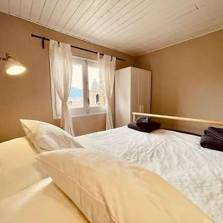 Mountain Getaway In Xalet *